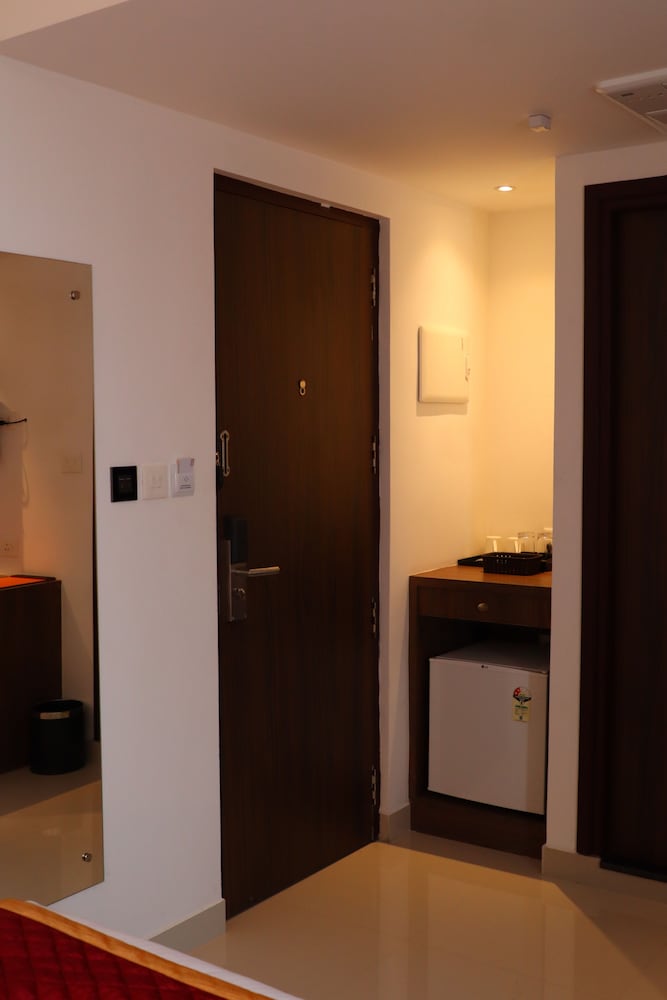 Premium Room - Photo 12