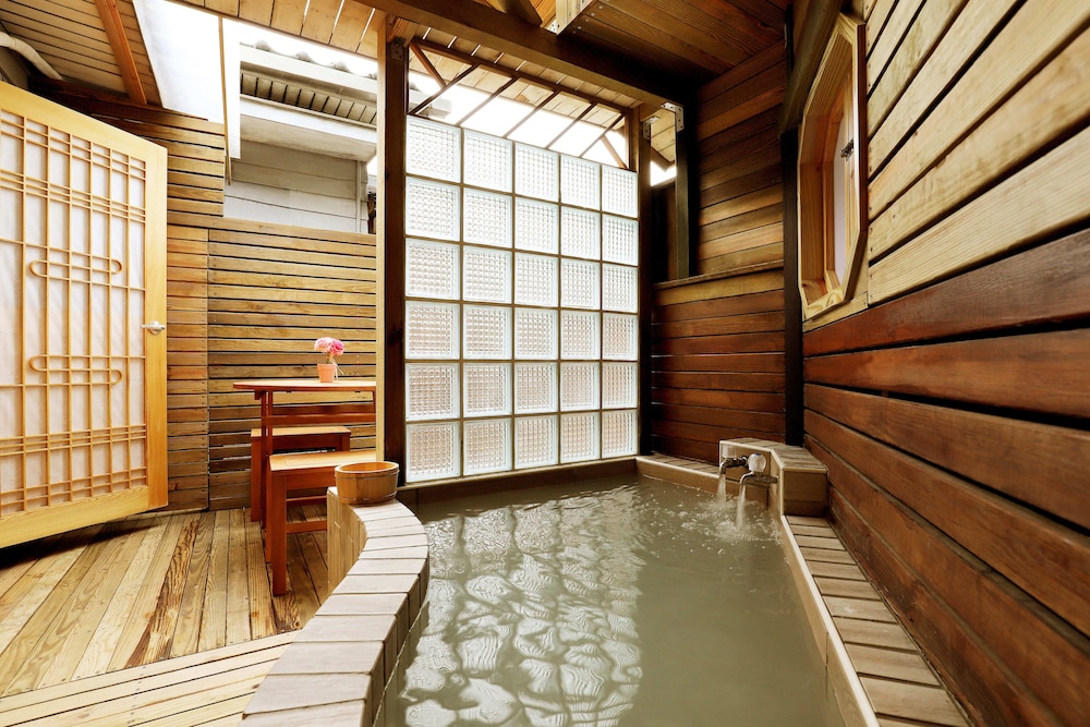 Deluxe Room, 1 Double Bed (Partial open-air hot spring bath) photo 3