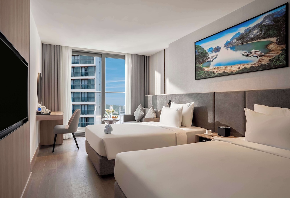 Deluxe Double or Twin Room, Balcony, City View - Photo 6