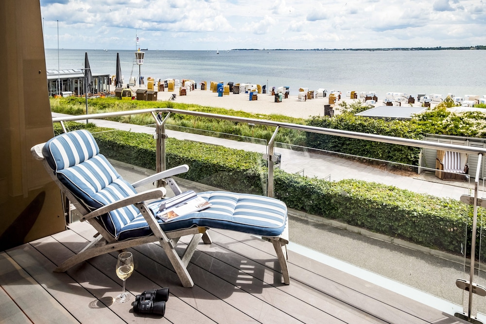 Junior Suite, Sea View, Beachside (Loggia)