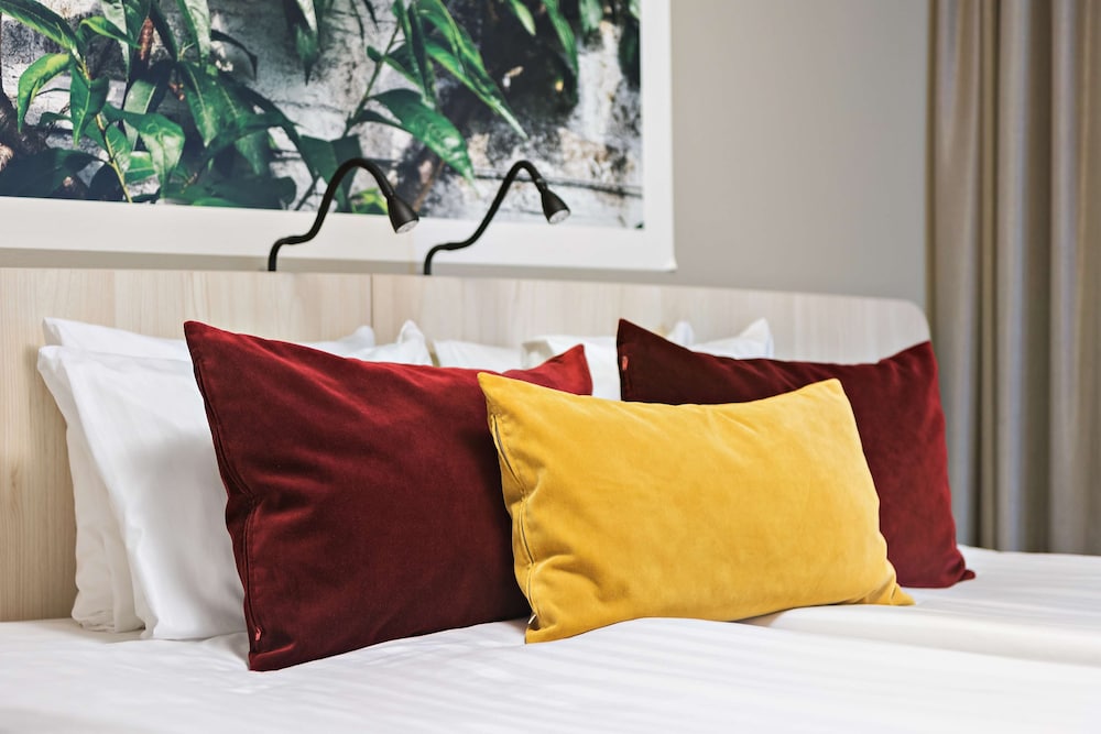 Standard Studio, Multiple Beds, Non Smoking, Kitchenette (Living Room)
