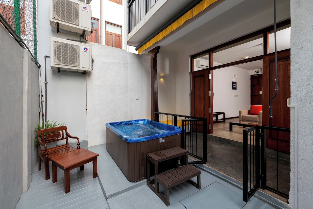 Luxury Suite, 2 Bedrooms, Garden View photo 3