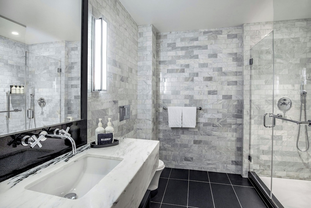 Superior Double Room, Accessible photo 1
