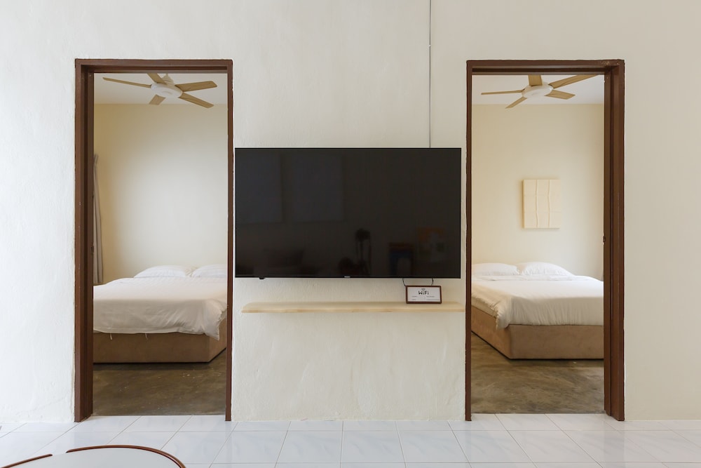 Deluxe House, 2 Bedrooms photo 2