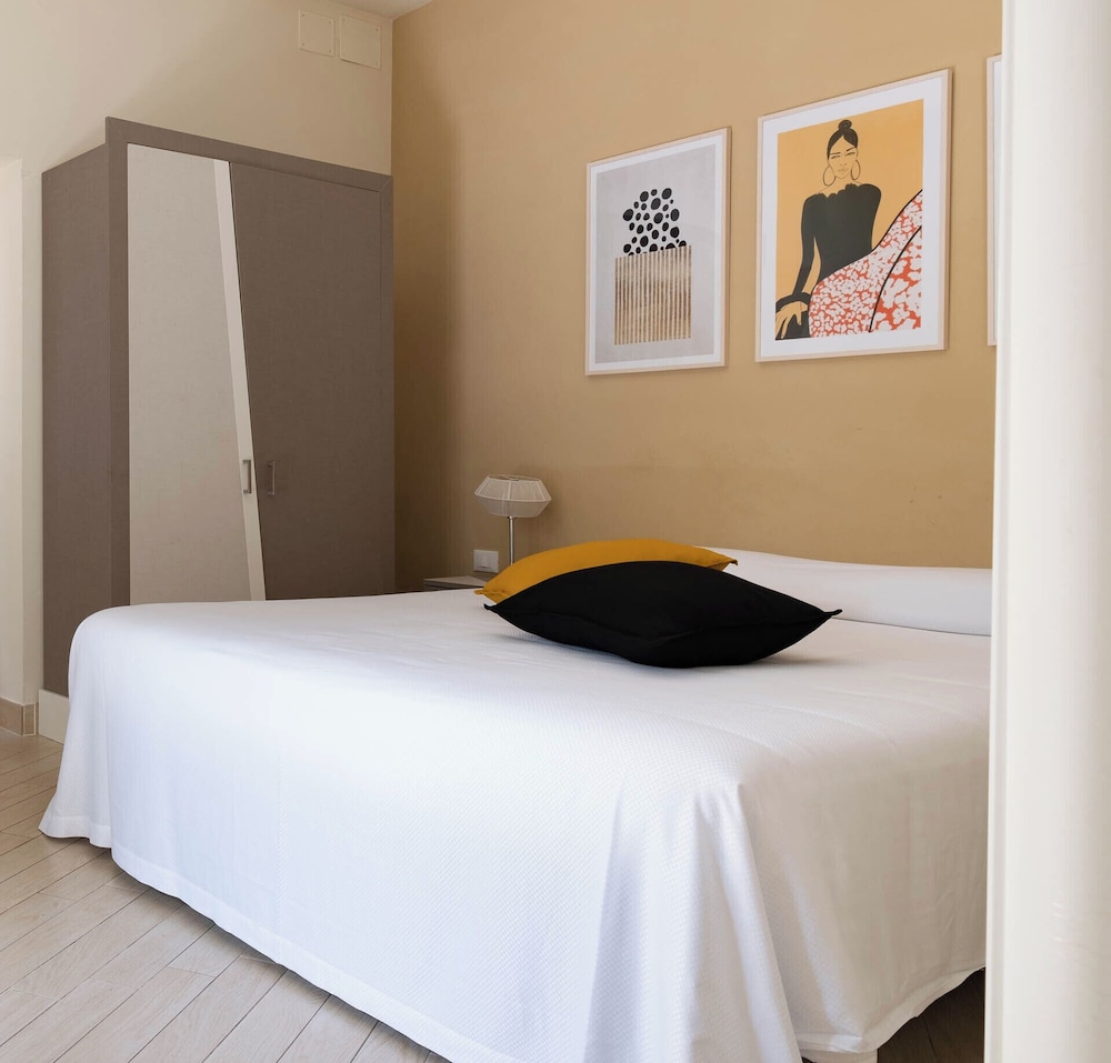 Standard Double or Twin Room photo 2