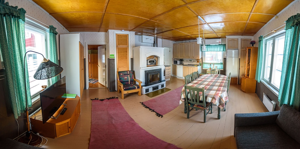 Family Apartment, 1 Bedroom, Non Smoking, River View photo 1
