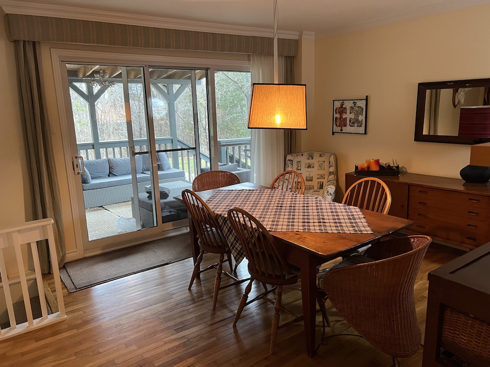 Savannah Room photo 3