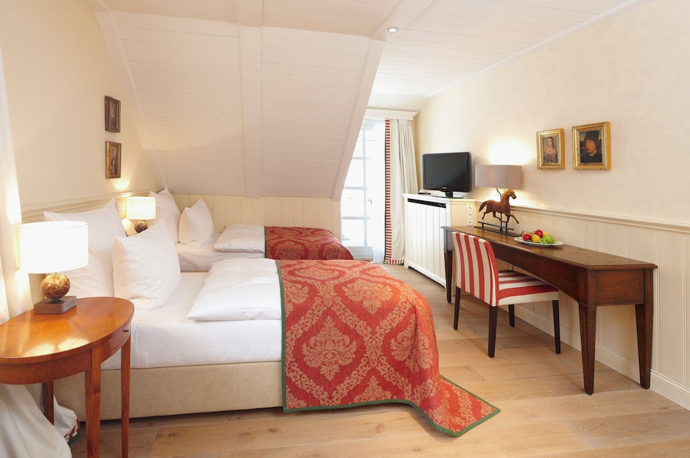 Standard Double Room, Balcony photo 2