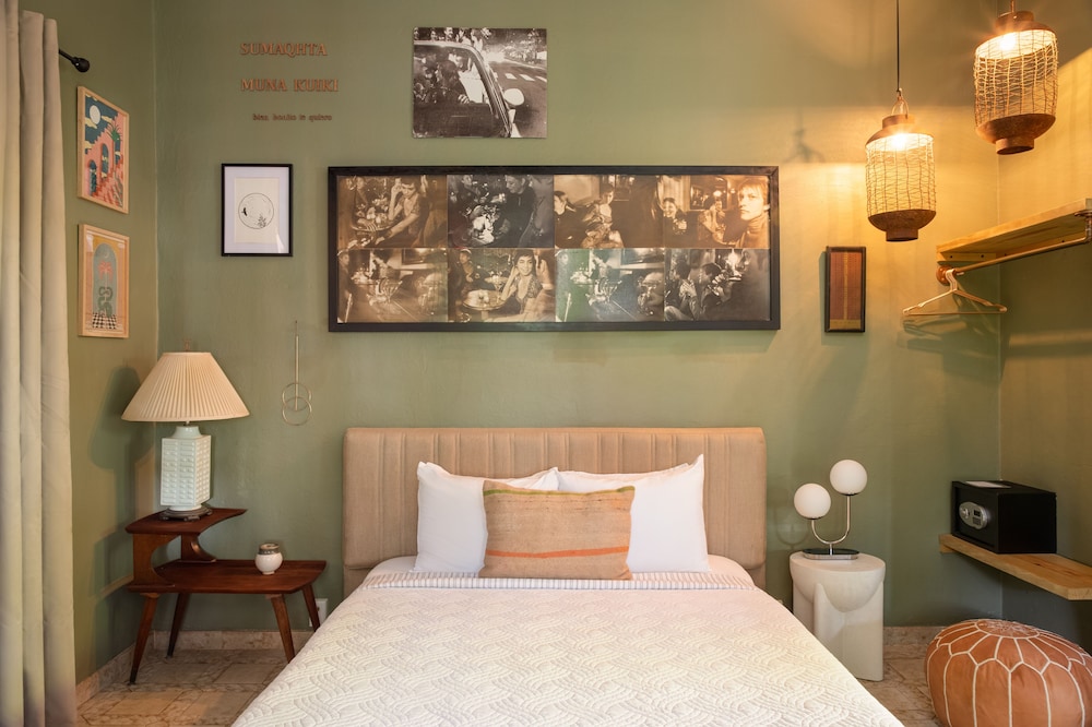 Grand Suite, 1 King Bed, Terrace photo 2