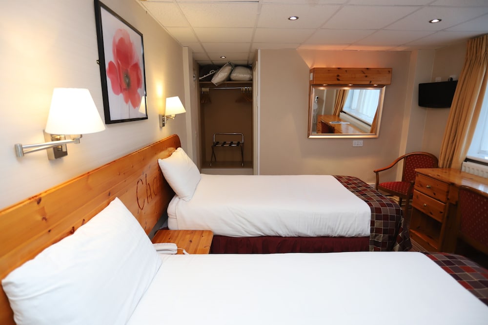 Quadruple Room photo 2