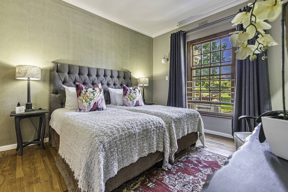 Luxury Double or Twin Room - Photo 1