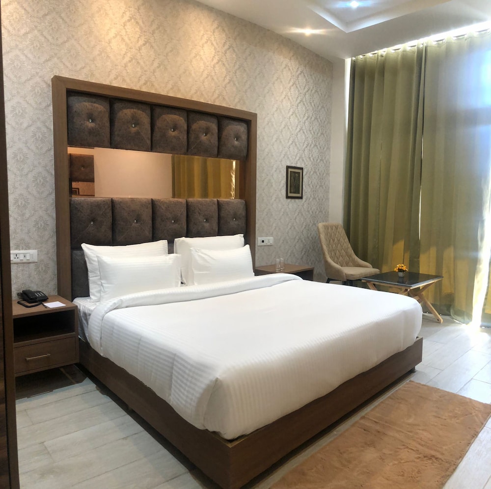 Executive Double Room - Photo 6