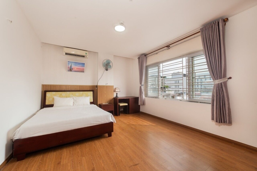 Apartment, 2 Bedrooms, City View