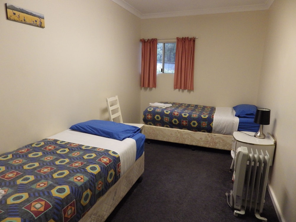 Twin Room With Shared Bathroom photo 1