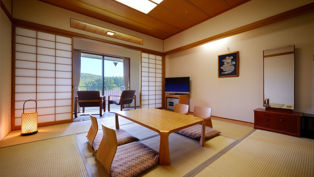 Japanese style room 8 tatami mats (with bathroom), Non smoking