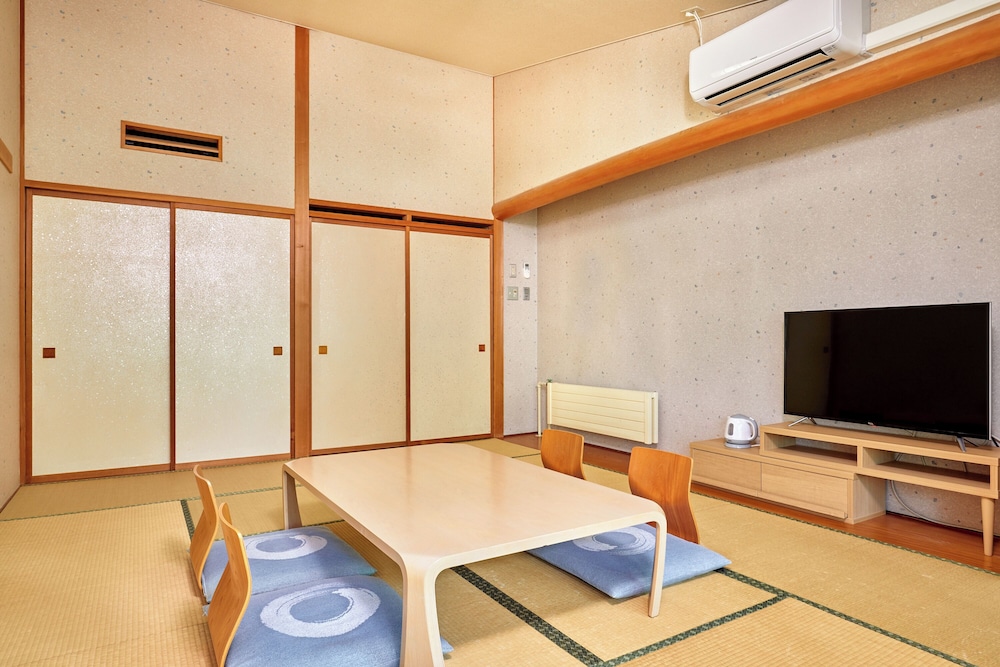 Japanese Style Family Room for 5 People - Photo 4