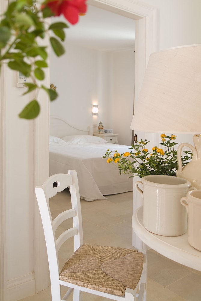 Suite - Photo 8