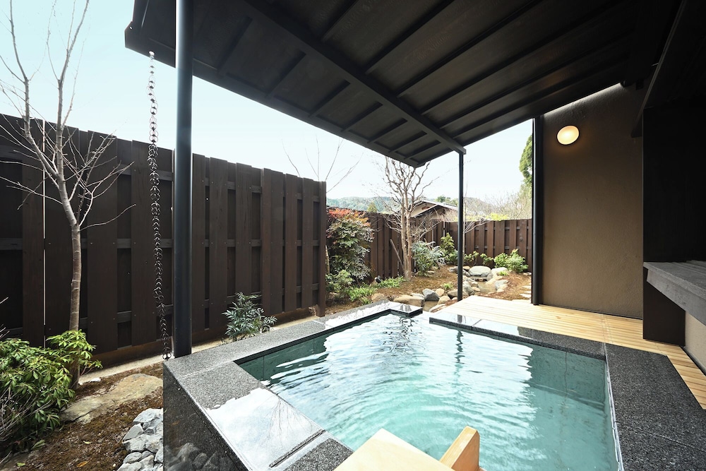 Villa with Three Private Onsen (No smoking) photo 2