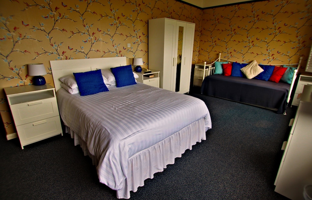 Family Room, Sea View - Photo 5