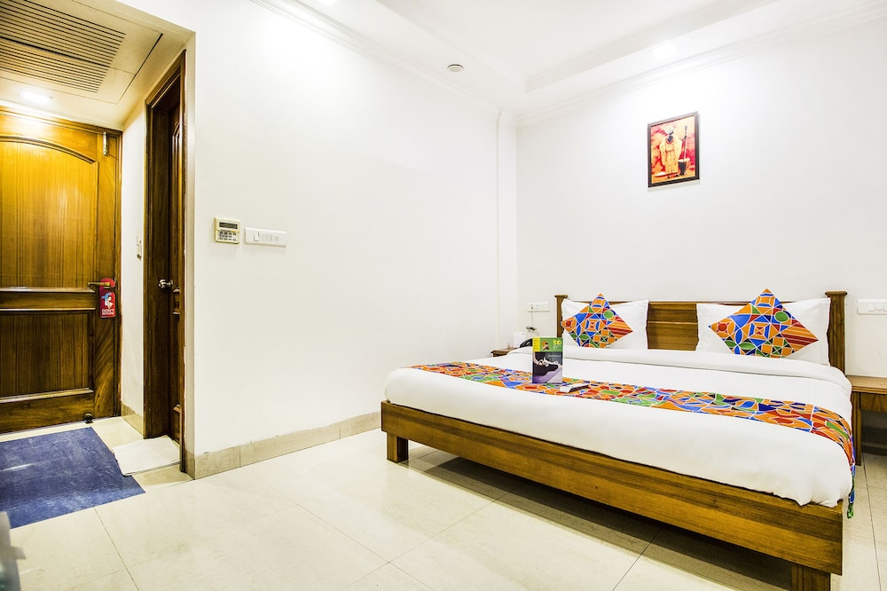 Deluxe Room - Photo 2