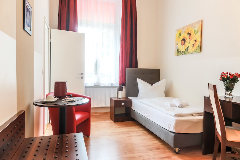 Comfort Single Room photo 3
