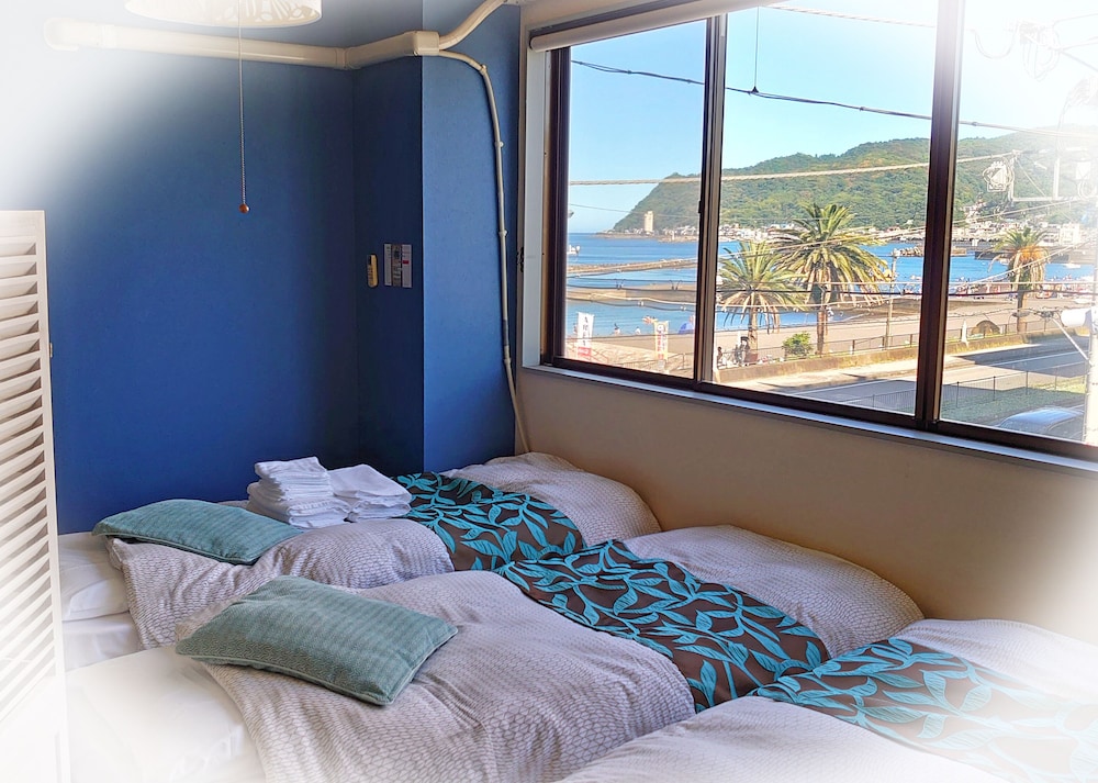 Family Condo, 1 Bedroom, Beachfront photo 2