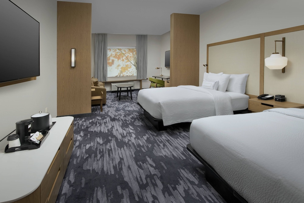 Suite, Multiple Beds