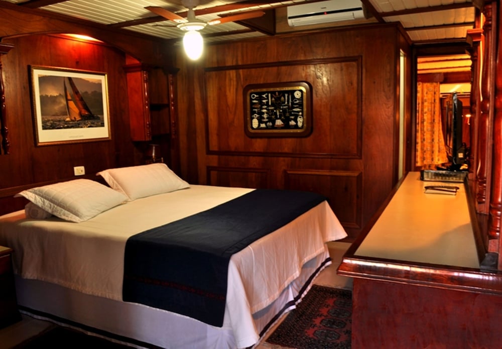 Suite - Photo 5