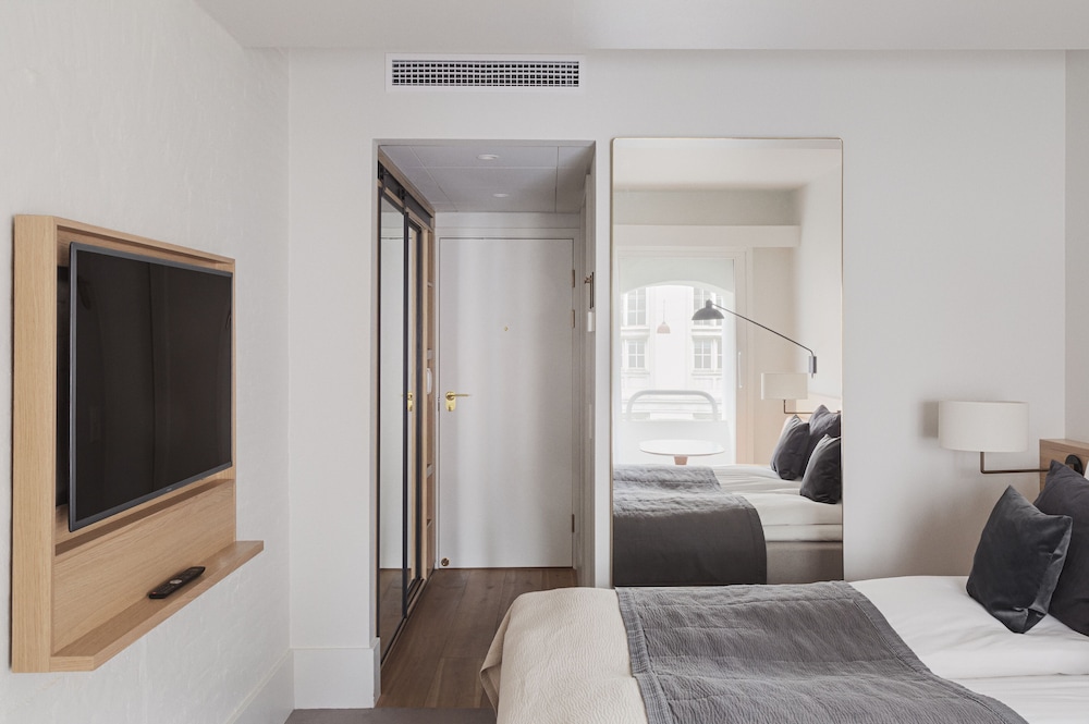 Standard Room photo 2