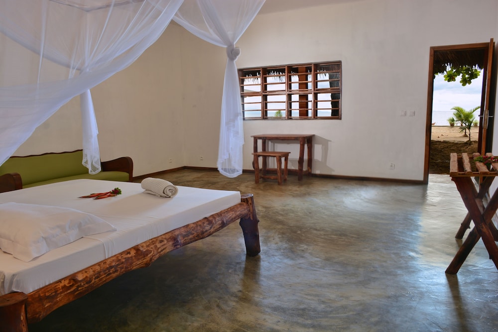 Double Room, Beach View photo 1