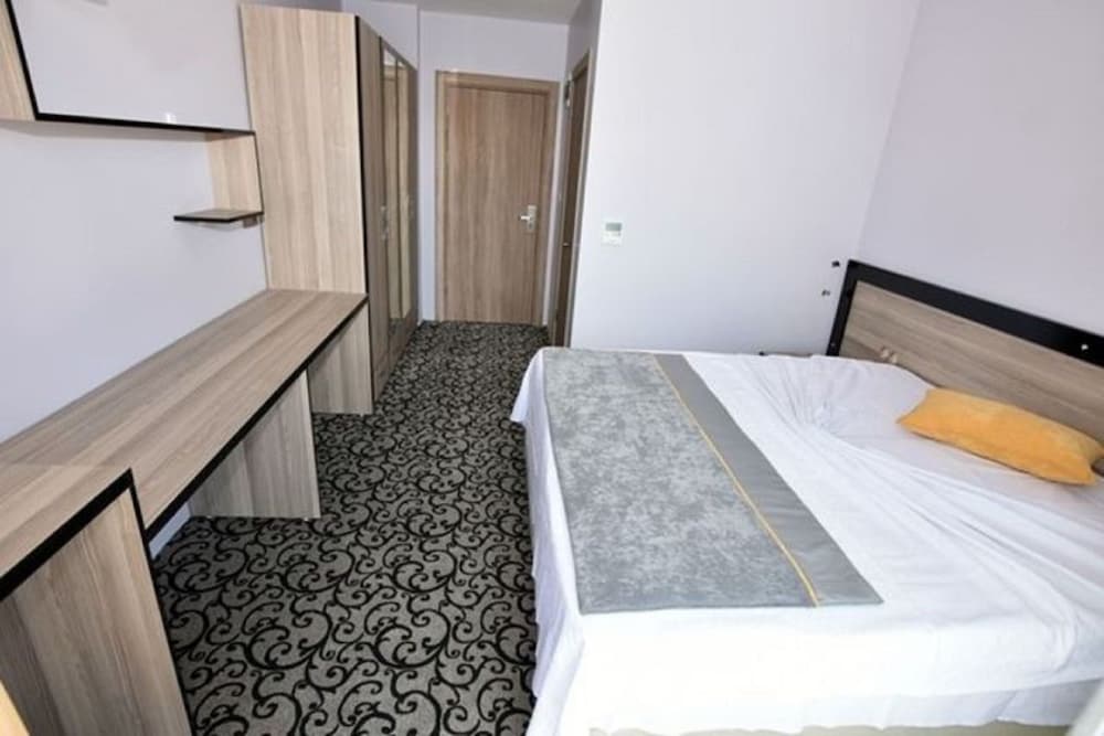 Standard Room, City View photo 3