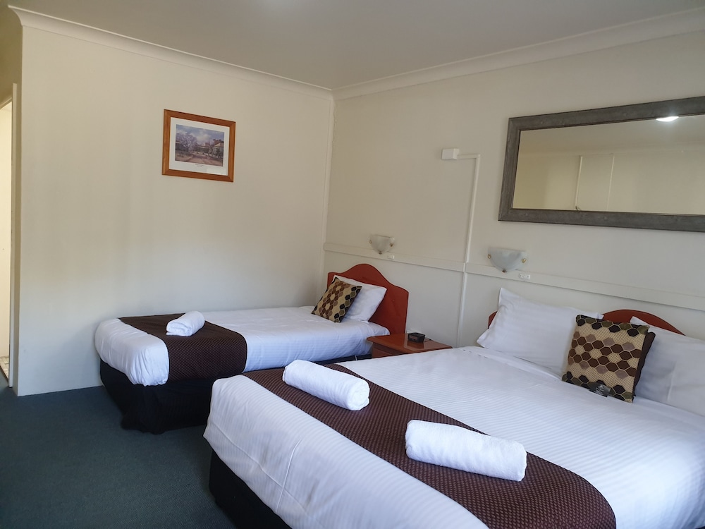 Queen and Single Room photo 3