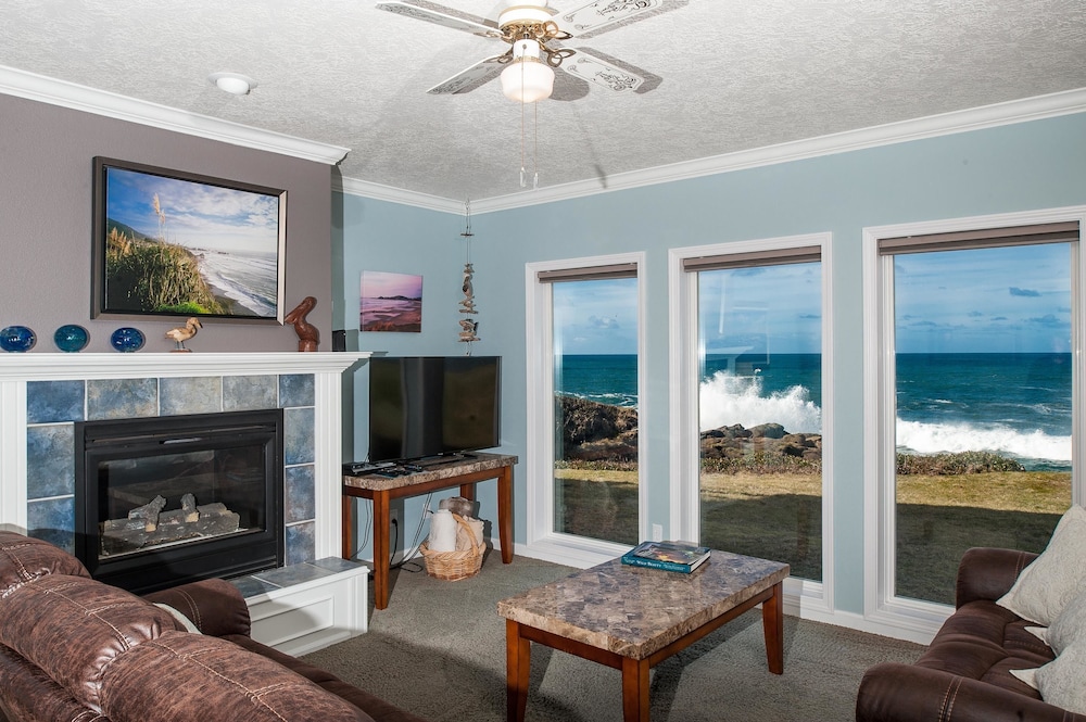 Condo, 2 Bedrooms, 2 Bathrooms, Ocean View (Ebb Tide) photo 2