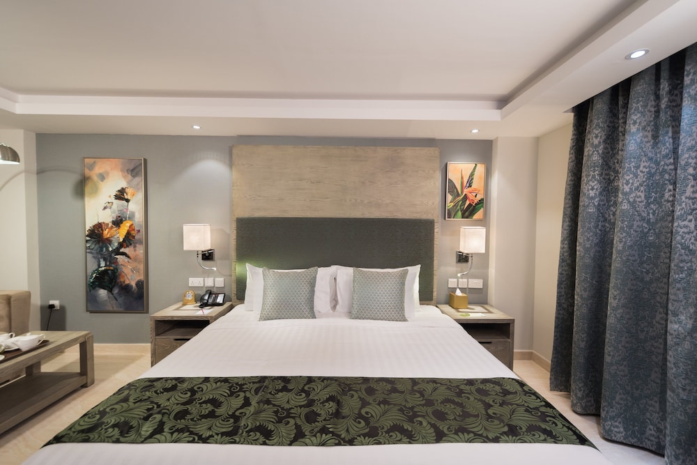 Deluxe Room, 1 King Bed