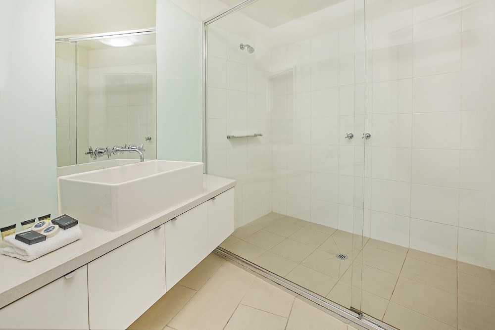 2 Bedroom 1 Bath Standard Apartment photo 2