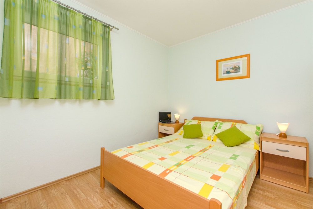 Apartment (A3)