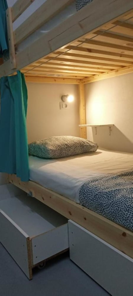Standard Shared Dormitory, Mixed Dorm