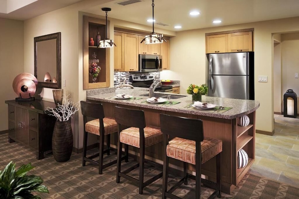 Luxury Condo, 3 Bedrooms, Golf View, Mountainside photo 2