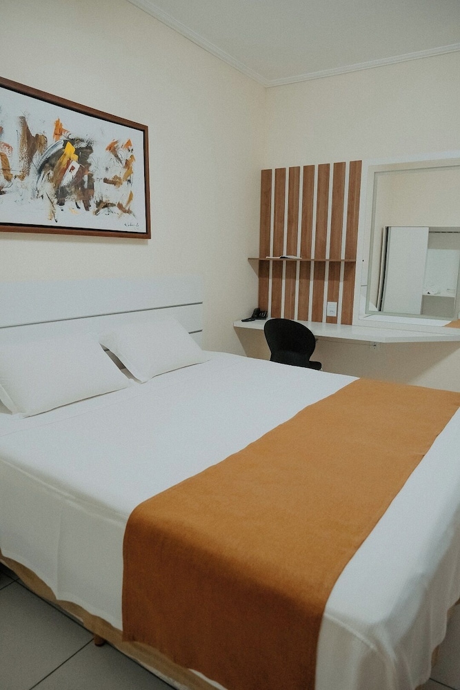 Comfort Quadruple Room, City View