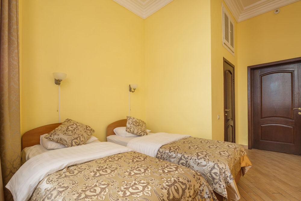 Standard Twin Room, 2 Twin Beds photo 3