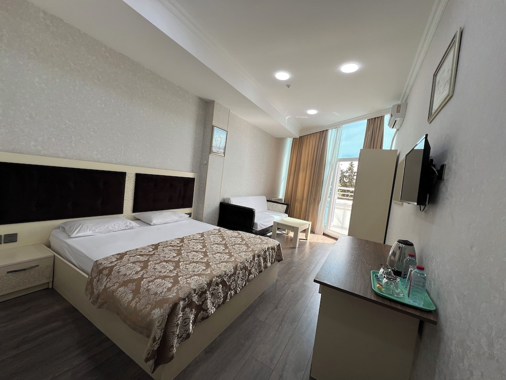 Deluxe Double Room photo 3