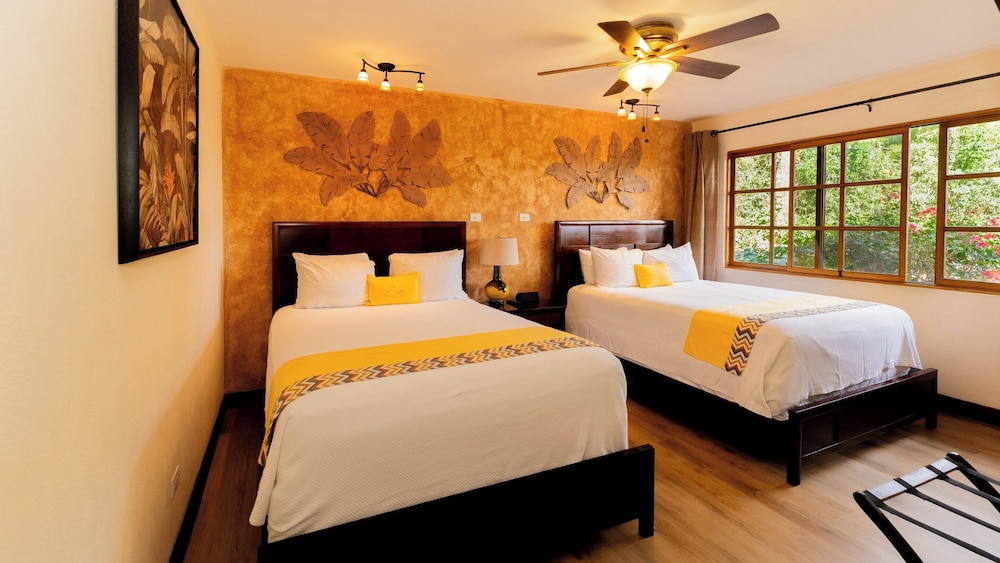 Deluxe Room, 2 Queen Beds