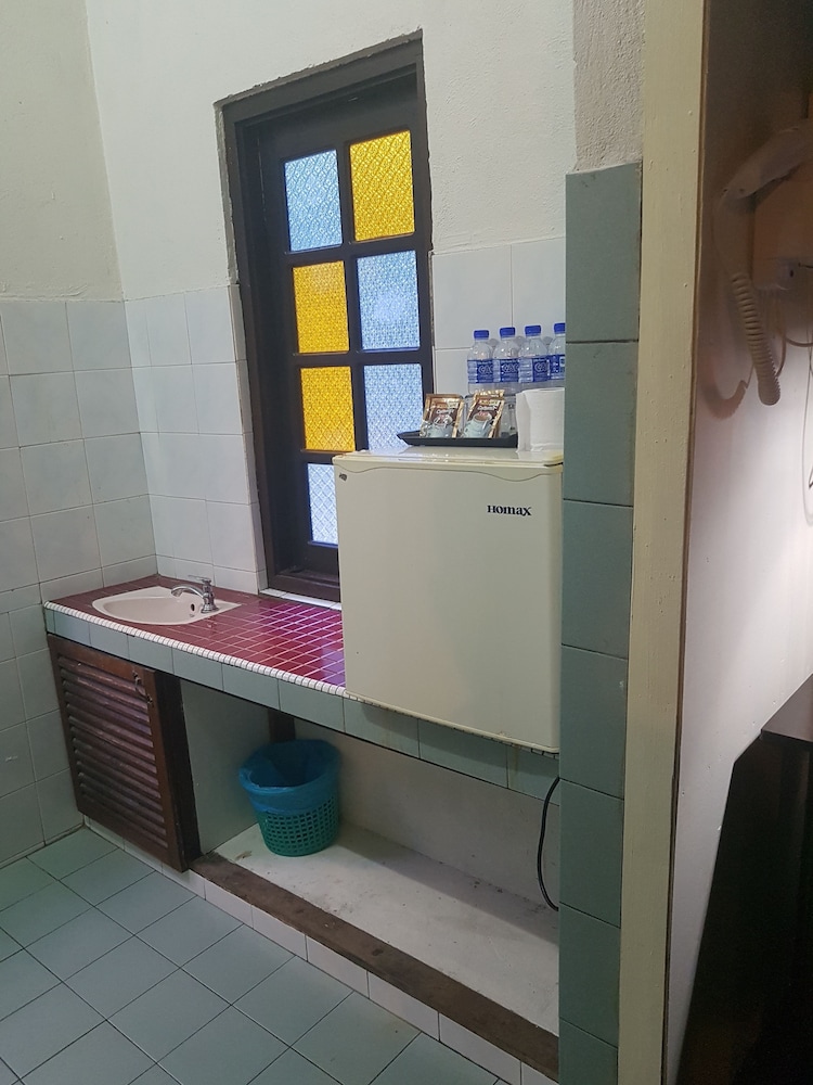 Deluxe Quard Room (Jambu Laut)