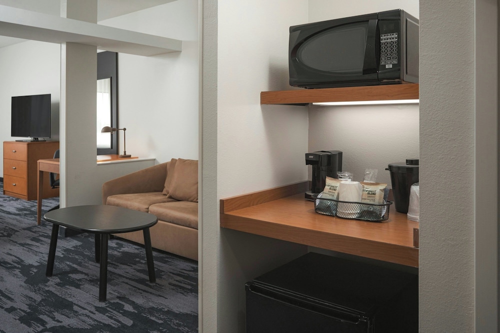 Suite, Multiple Beds - Photo 4