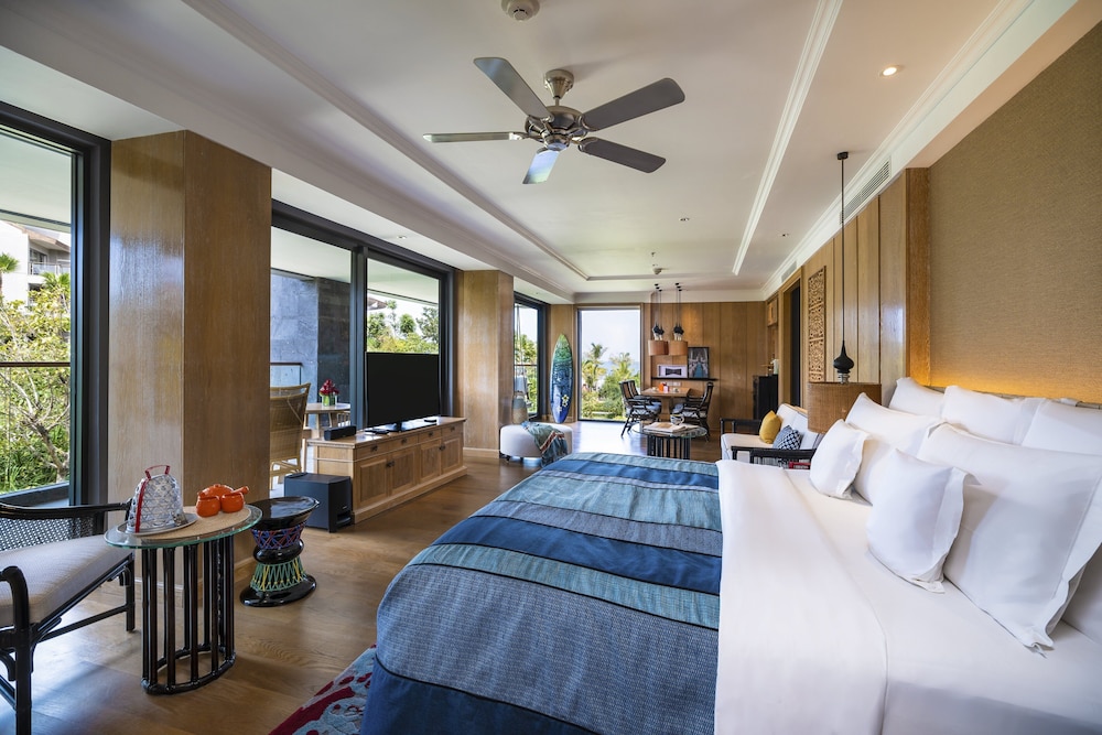 Premium Suite, 1 King Bed