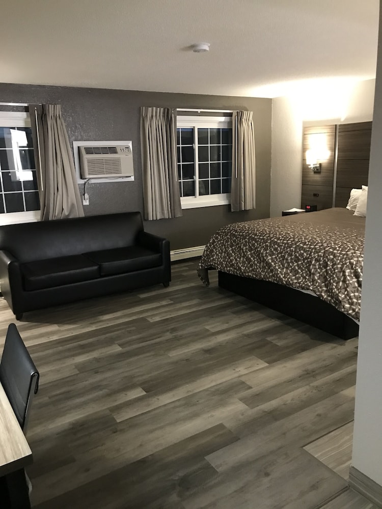 Deluxe Room, Jacuzzi suite, 1 King Bed with Sofa bed, Non Smoking photo 1