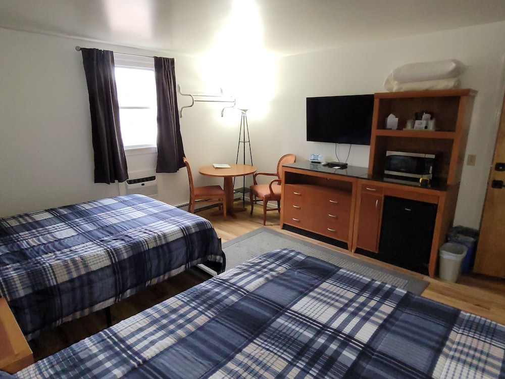 Comfort Single Room, 2 Queen Beds photo 1