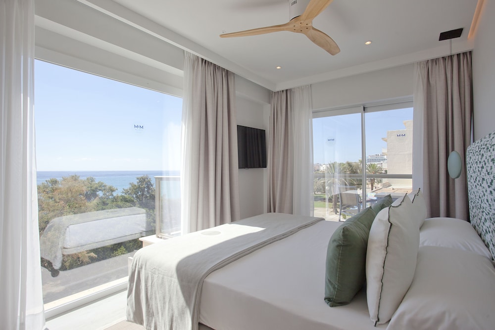 Double Room, Sea View