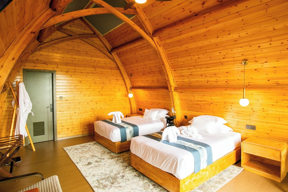 Quadruple Room, Balcony, Park View