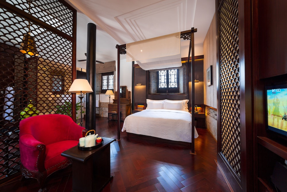Deluxe Room (Courtyard) photo 3